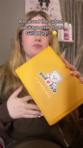 www.getahug.co // Thank you so much @Getahug.co 😭😍 I am obsessed 🥲 #getahug #bear #teddybear #package #gifted