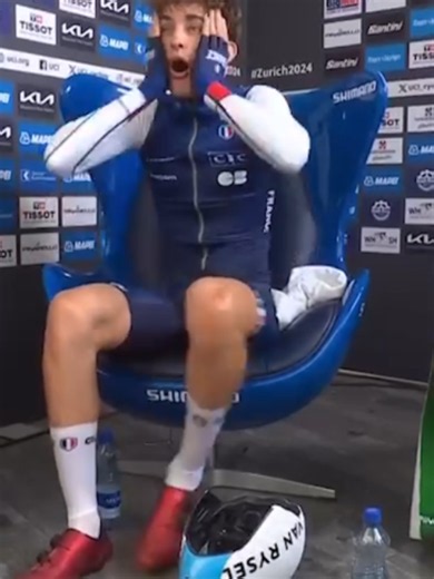 Paul Seixas wins 2024 Men's Junior Time Trial