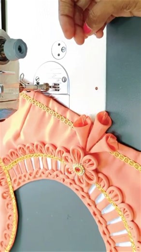 simple model blouse design #beautifulblousedesign #trending #fashion #diy #shortsvideo