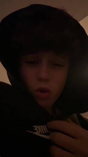 bibi craque (@.bibi.craque)’s videos with original sound - 𝓳𝓾𝓵𝔃 ♡ - j