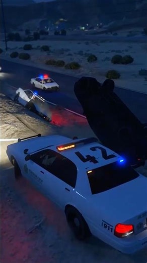 I FLİPPED THE ARMORED VEHİCLE OVER! #gta #gtav #lspdfr #gta6