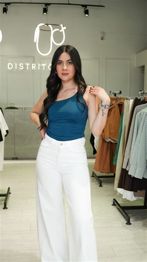 Distrito 5 Moda y Fashion Tips on Instagram: "Todas las gerlis de #distrito5_ somos así 💅🏻 💋"