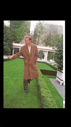 #kevincostner #kevincostner To My Lovely Fan, Your support means more to me than words can ever say. Every message, every kind word, and every bit of love you send my way truly warms my heart. You remind me why I do what I do — because of amazing people like you who believe in me. Thank you for being part of my journey. You’re not just a fan — you’re family. 💖