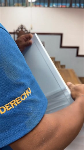 Seguimos fortaleciendo y renovando nuestra Tricentenaria Facultad de Derecho, impulsando espacios dignos, funcionales y modernos con el bienestar 🤝 y la convivencia 🎓 de estudiantes y docentes. 🔧📚 Cada mejora refleja nuestro compromiso con una educación de calidad y con una Facultad que avanza 🚀, se transforma 🔄 y construye. | Facultad de Derecho USAC
