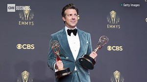 Jason Sudeikis pokes fun at ‘Ted Lasso’ success in ‘SNL’ monologue | CNN Business