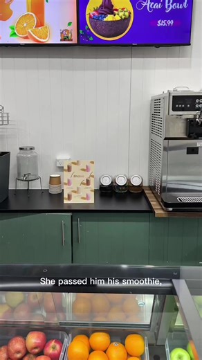 Waiter's Funny Customer Trick