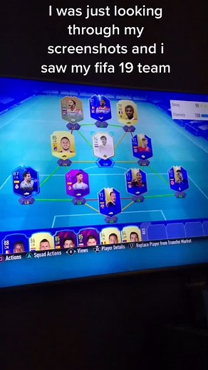 Managing Your FIFA 19 Soccer Team: Player Cards Explained
