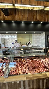 16K views · 131 reactions | Los invitamos a conocer nuestra nueva sucursal de Trecar Bariloche, donde encontrarán la mejor selección de carnes frescas y de calidad. ¡Esperamos su visita para ofrecerles lo mejor en cortes y atención personalizada! • #CarneFresca • #CortesDeCarne • #Carnicería • #AmantesDeLaCarne • #MeatLovers • #CarnePremium • #BBQLovers • #ChefAtHome • #ComidaCasera • #Foodies • #Delicioso | Trecar Carnicería | Facebook