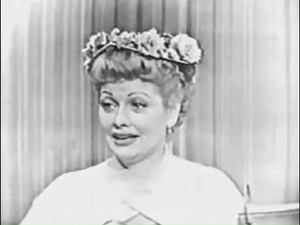Lucille Ball on "What's My Line?" (Feb 21, 1954) - speaking MARTIAN TALK to answer questions! 😆 Like she did in the "I Love Lucy" episode "Lucy is Envious" - when Lucy and Ethel played women from Mars, aired March 29, 1954. 😂 https://www.imdb.com/title/tt0609266/ I love when Dorothy Kilgallen asks: "What did IT say?" after Lucy initially answers a question in "Martian speak"! 😄😍😆😀🤣😂 Look at that hat Lucy is wearing - with that long ribbon hanging down! The fashions of the 1950s were so b