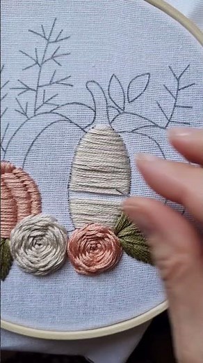 Stitch a cozy autumn pumpkin with satin stitch 🎃✨ #embroidery #stitch #craft #tutorial #diy #pumpkin