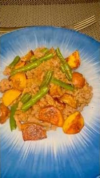 Spicy and Mild Italian Sausage, Roasted Potatoes & String Beans