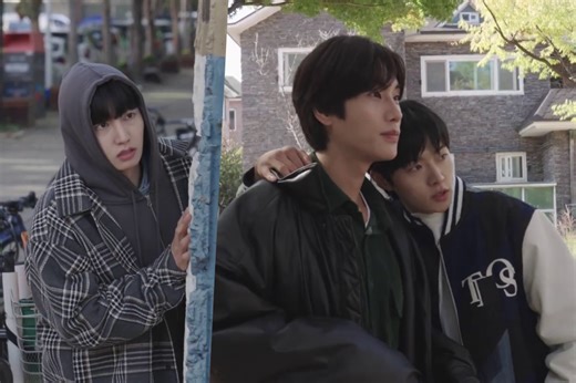 Watch: Chae Jong Hyeok, Sung Seung Ha, And Do Myung Perfect Their Chemistry Behind The Scenes Of "Business As Usual" | Soompi