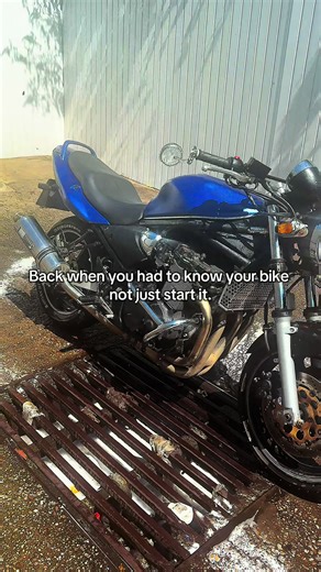 An analog heart in a digital world. Bones the beasty. A true old school monster. #oldschool #bandit #600cc #suzuki #bandit600 #motorbikes #motorcycles #motorcycle #bikelife #biketok #booktok #cleanbike #twowheelsdown