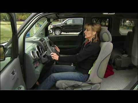 3 Ways to Sit in a Car Without Back Pain - wikiHow