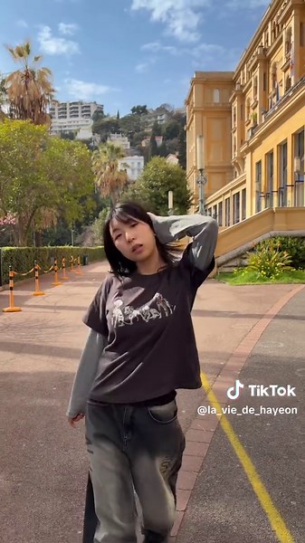 Empowerment Through Dance: Celebrating Women Independently