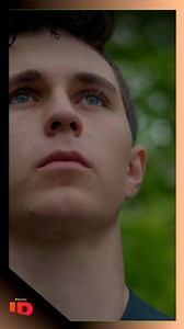 373K views · 10K reactions | Após ter contato visual com a besta, ela começa a descer de uma árvore enquanto os irmãos correm, sendo perseguidos pelo estranho ser ​ #FlorestasAssombradas Aproveite o conteúdo Discovery em streaming com a MAX. Assine agora: <https://bit.ly/MAX-IDBra>" | Investigação Discovery | Facebook