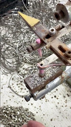 Unveiling the art of glasses frame welding! See how these metal eyeglasses are meticulously repaired