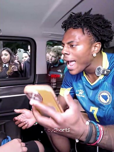 Speed Finds a Lost Kid on Stream 😳❤️