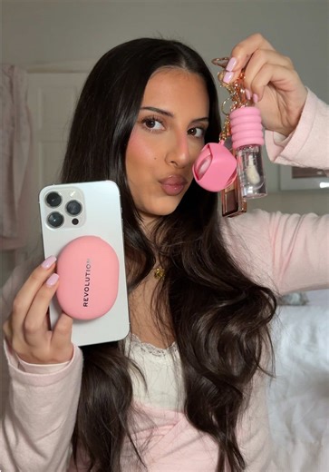 the pink charms had me immediately 🪽💗 all under £7.99 at Superdrug… run !! go check out the @Makeup Revolution totally charmed collection at @Superdrug ✨ ad #revolutionpartner