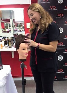 ¡Ya tenemos las fechas disponibles para vos! Cambiá el curso de tu vida en Viviana D'Arrigo: estudiá Peluquería Fechas: * 4/06/2018 Lunes 08:30 a 12:30 hs * 01/09/2018 Sábado 08:30 a 12:30 hs * 19/09/2018 Miércoles 16:00 a 20:00 hs Duración: 48 clases Cursado: 1 vez por semana No te lo podés perder! | Viviana D' Arrigo