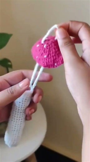 Stop Losing Your Lipstick 😳 | Crochet Lipstick Holder DIY 💄