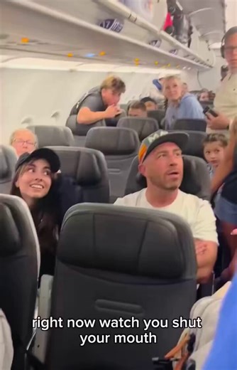 the way she was getting jumped back to back & just CLEARED all of them has me in tears LMFAOOO😭😭😭