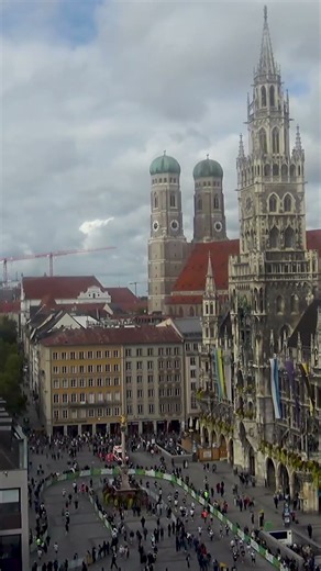 Webcam München Marienplatz – Halbmarathon mitten durch die Stadt 🏃‍♂️🏙️
