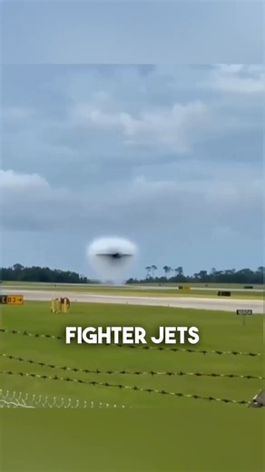 What Happens When Planes Break The Sound Barrier | TechWizards