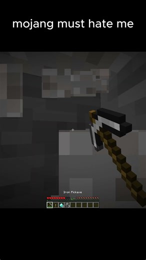 mojang must hate me #minecraft #minecraftmemes #minecraftshorts #shorts #fyp #viral #gaming #roblox