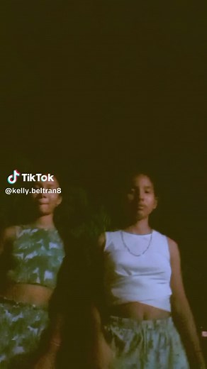 Videos de Kelly Beltran (@kelly.beltran8) con “AL CALLAO' - Rauw Alejandro”