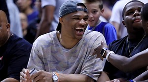 Russell Westbrook takes on Jimmy Fallon in basketball (video game)