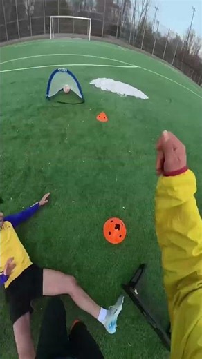 2 vs 1 MESSI FOOTWORK DRILL🔥 #soccer #football #soccerskills #footballskills #footwork #skills