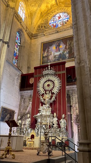 An absolute must visit in Seville 🤩 It’s the most beautiful church we’ve ever seen, and we’ve seen a lot #seville #SevilleQuarter #SevilleCathedral #sevillespain #spaintrip #SpainTravel #bucketlistadventures | Arlah Kate