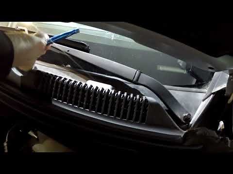 Windshield Wiper Arms Out of Sync - Repair or Replacement for GM Saturn