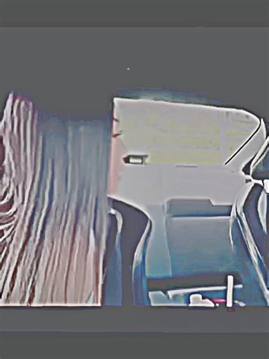 Break Up Prank Turns Real, Passenger Kicked Out