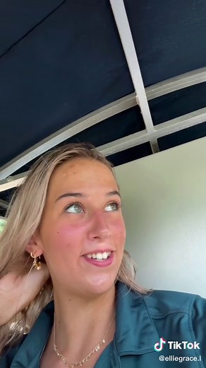 I get it its normal! Ok?? 😂😂😂 #golfcartgirl #beveragecartgirl #golfcart #cartgirl #cartgirltiktok #cartgirlsummer #golfcourse #summer #golf