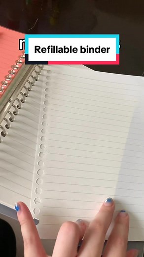 Refillable binders are so convenient, I’m about to ace more on organizing my university courses!! This perfect for both my work and studying! #refillablebinder #binder #notebooks #organizewithme #bindernotebook