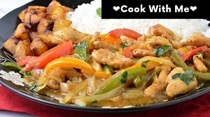 137K views · 730 reactions | Here is the list of ingredients 1.5 lb chicken breast 1 red bell pepper 1 green bell pepper 1 large onion 1 tbsp soy sauce black pepper Paprika 1/2 Tbsp minced ginger 2 cloves garlic - minced 2 tbsp oil 1.5 tbsp Cornflour 1.5 cups chicken stock 1 Habanero pepper (minced) Salt to taste | Chef Lola's Kitchen | Facebook
