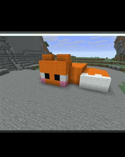 How to build a cute fox in Minecraft