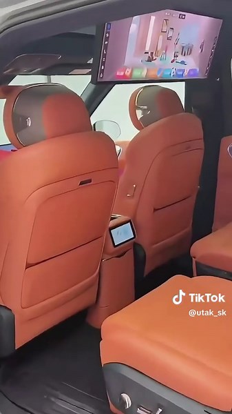 Lynk & Co 900: Redefining Luxury SUVs with Customization