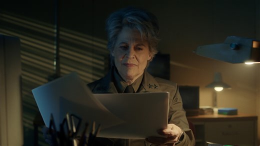 Linda Hamilton Reveals Why She Wanted to Play Stranger Things Villain Dr. Kay