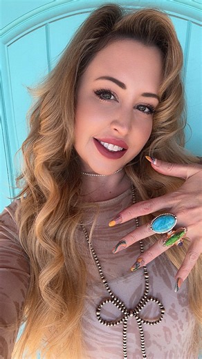 Live early today on @Whatnot 🩵⚡️💪 Come hang out! We have allllll the fun! #chacocanyontrading #live #whatnot #chaco #newmexico