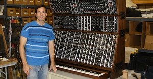 An Introduction To Modular Synthesizers