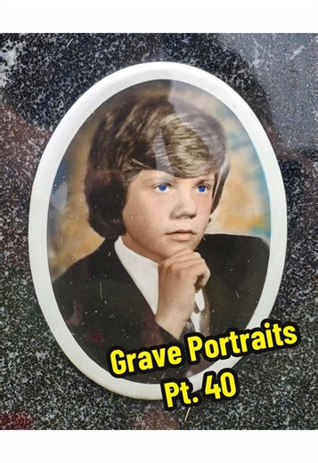 #cemeterytok #fyp #grave #taphophile #cemeteryexploring | la cross virus