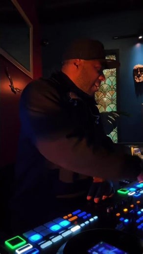 DJ Discovers Rare Motown Hits on Disc Player! #shorts