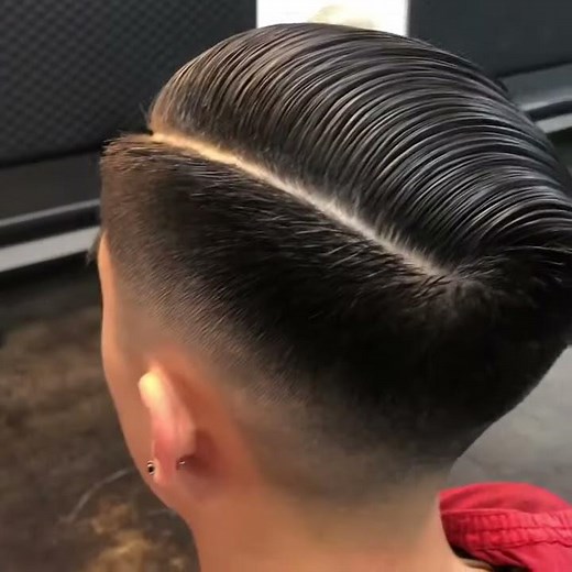 Mid Skin Fade zero fade comb over how to...