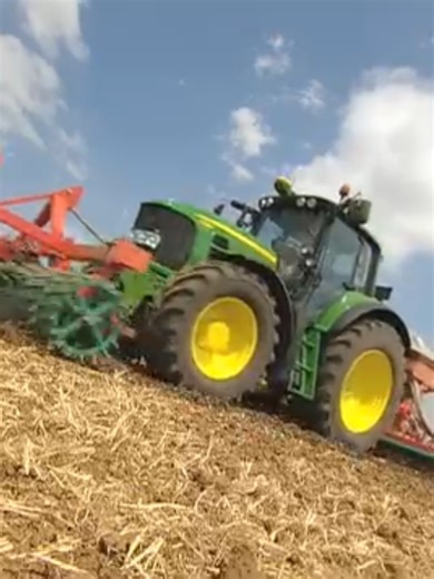 John Deere 7530 Premium Tractor Features and Benefits