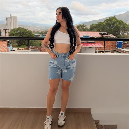 Laura Julieta | ✨ | Instagram