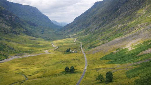 The quiet road through Glencoe