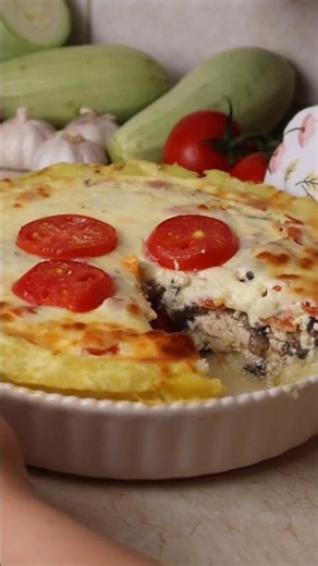 Creamy Chicken, Mushroom & Potato Casserole ✨ The ultimate comfort food dinner recipe #dinnerideas